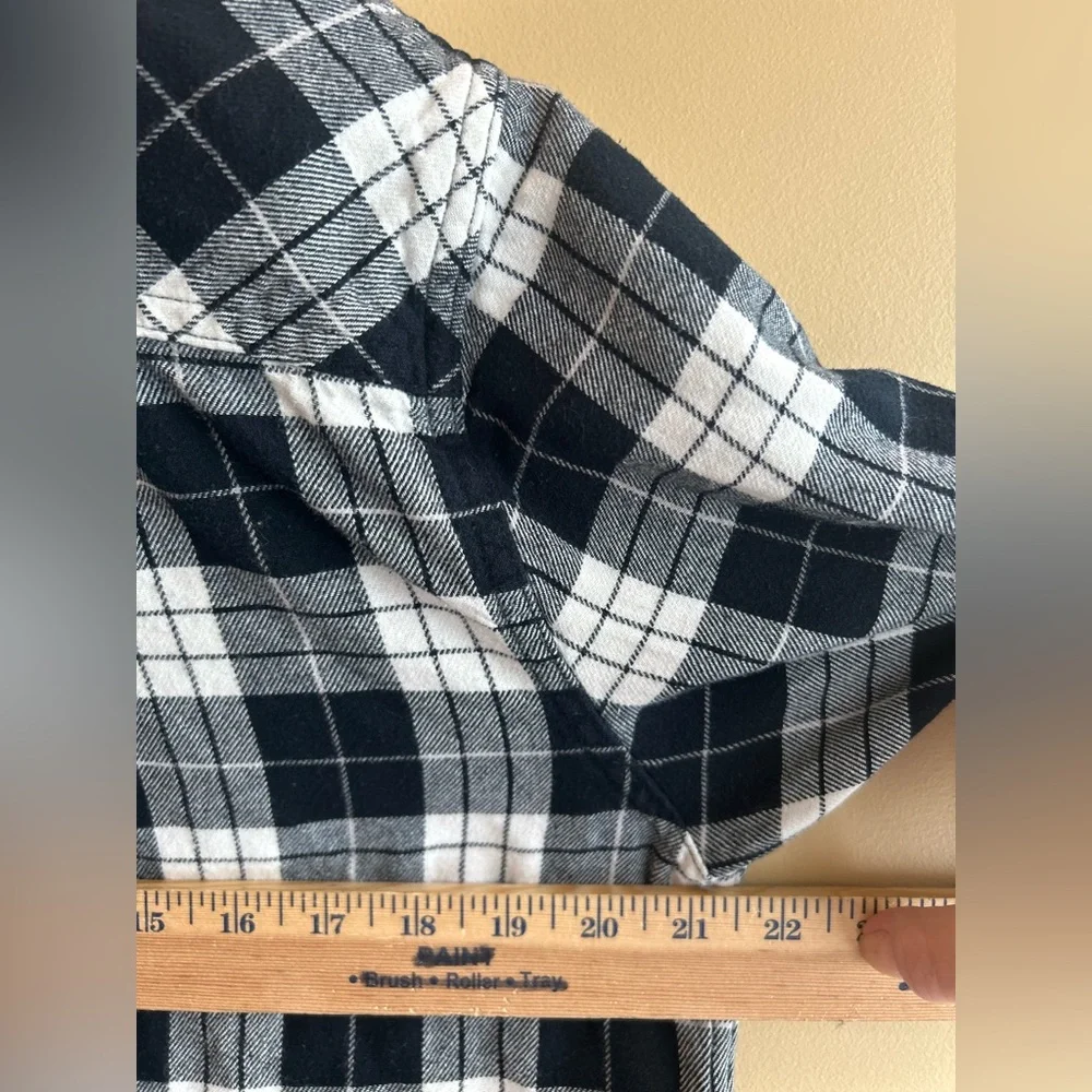 ✌️4 for $20✌️ Weatherproof flannel shirt - Picture 5 of 14